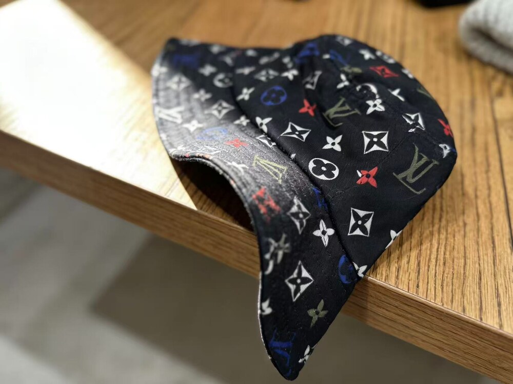 Louis Vuitton Multicolor Monogram Bucket Hat - Picture 4 of 4